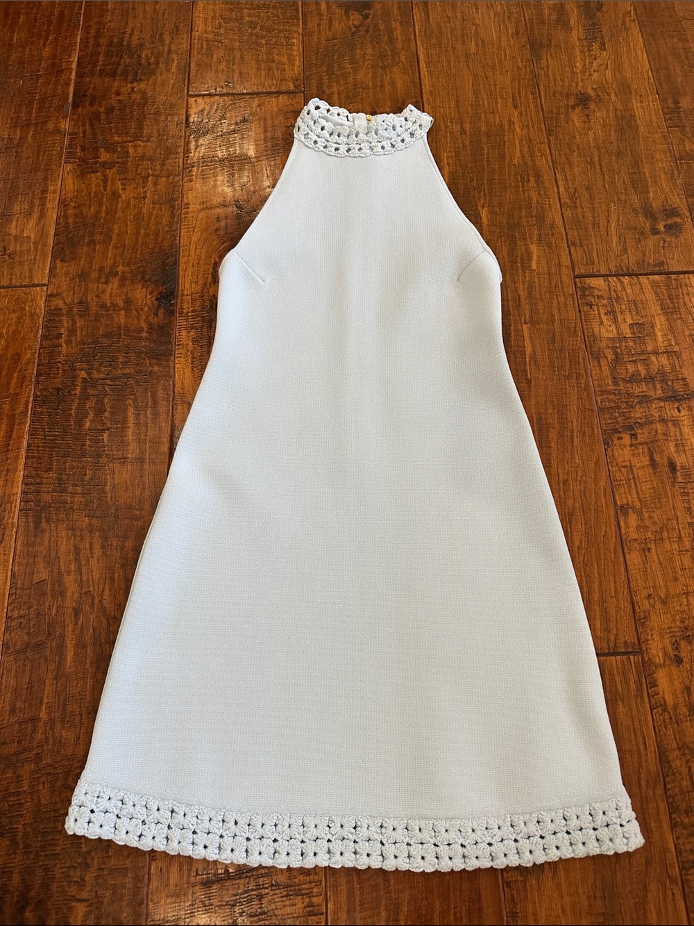 🏷️ Scanlan Theodore Crepe Knit Daisy Sleeveless Dress Pale Blue